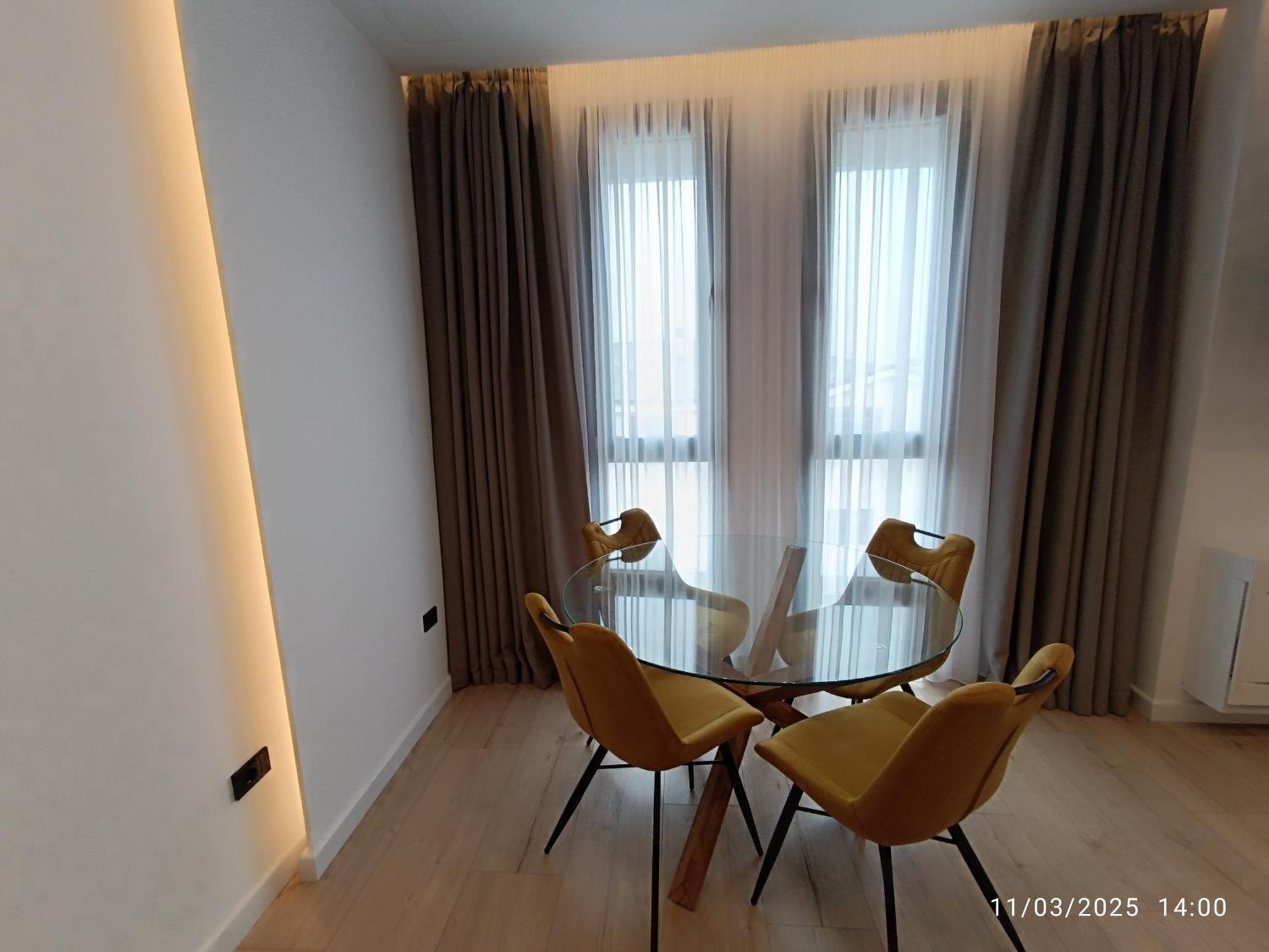 Apartamento Sunset Retreat Stylish Loft By The Park