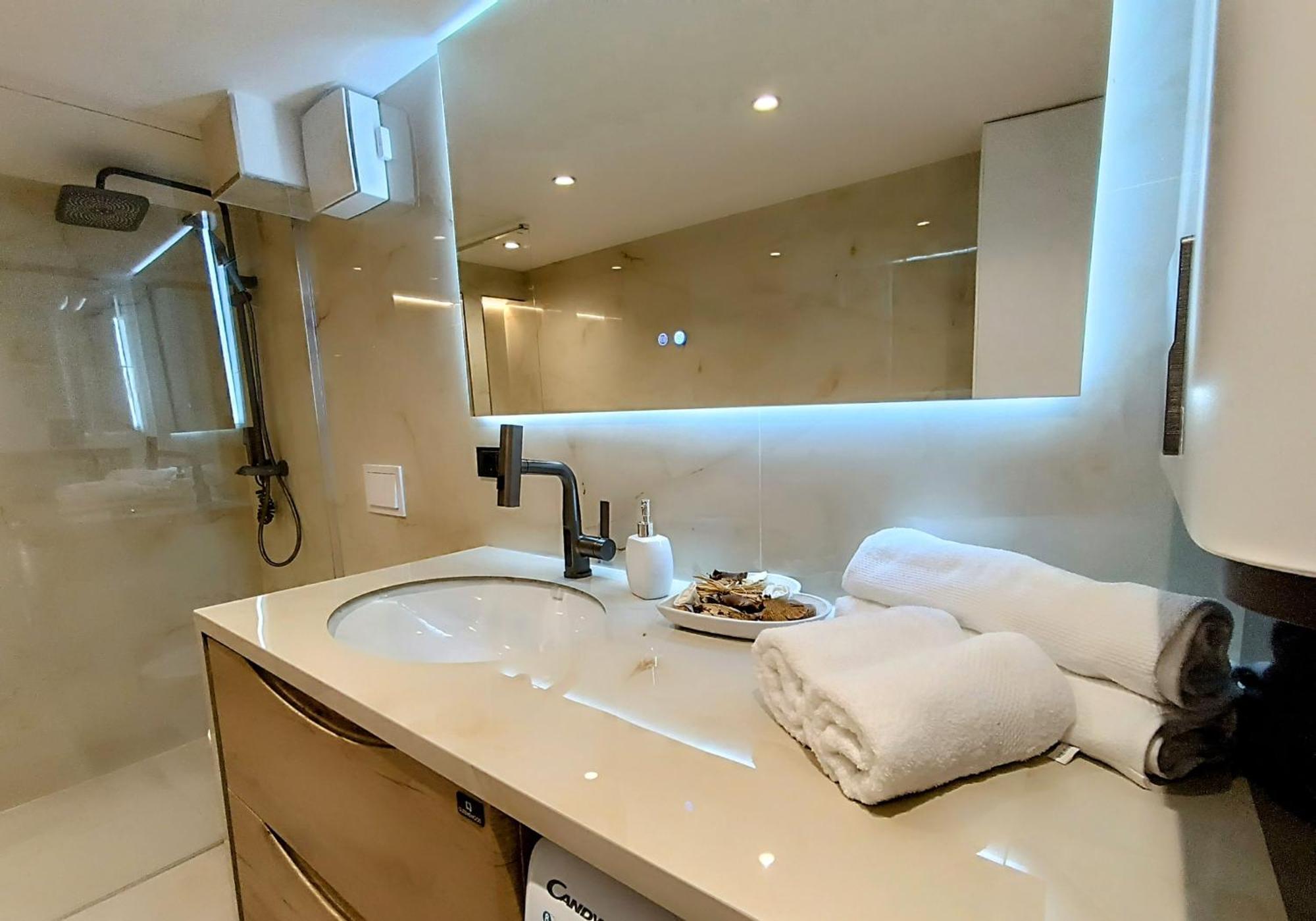 Sunset Retreat Stylish Loft By The Park Tirana