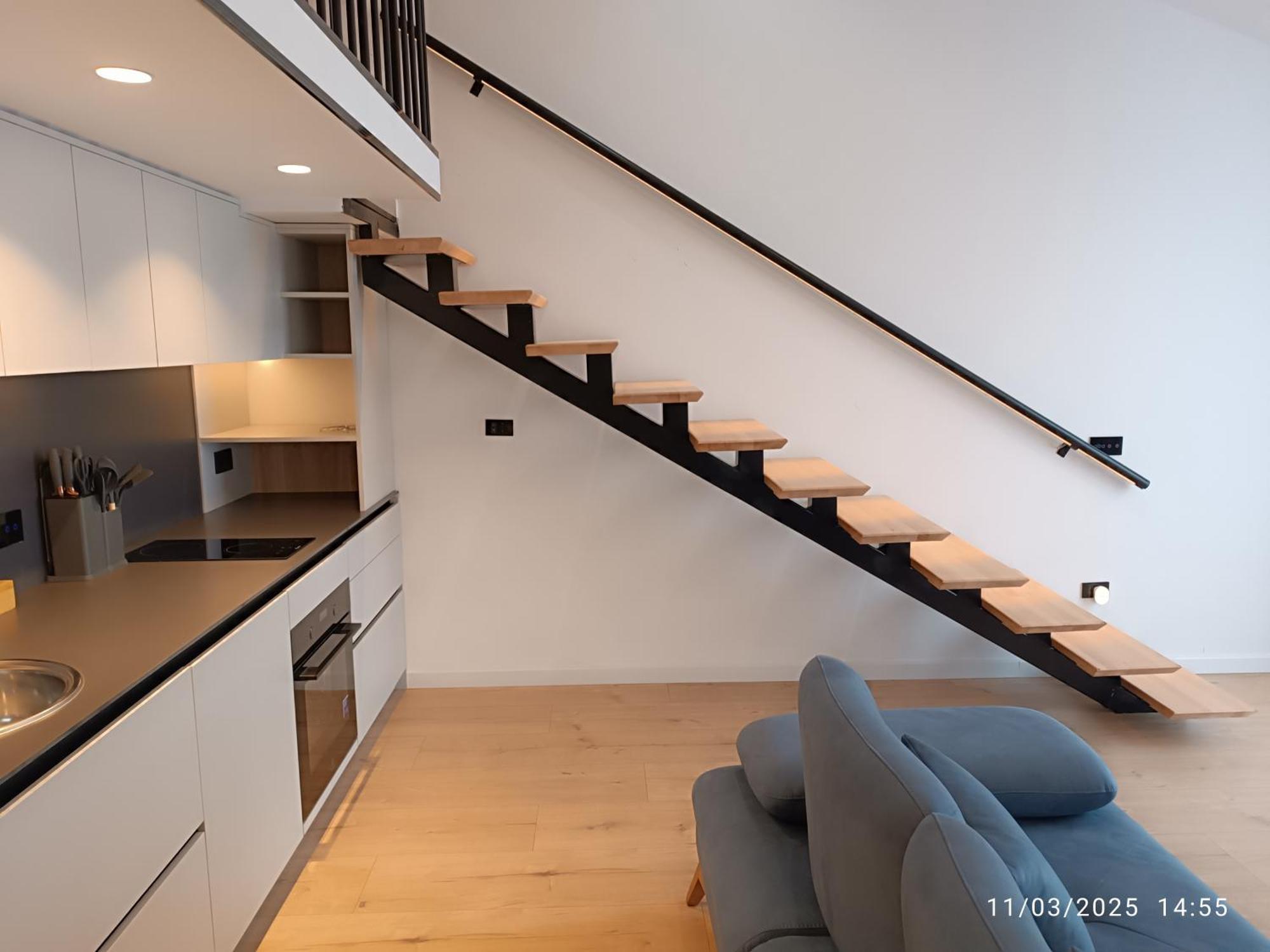 Sunset Retreat Stylish Loft By The Park 公寓 Tirana